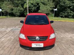 VOLKSWAGEN - FOX - 2008/2009 - Vermelha - R$ 24.800,00