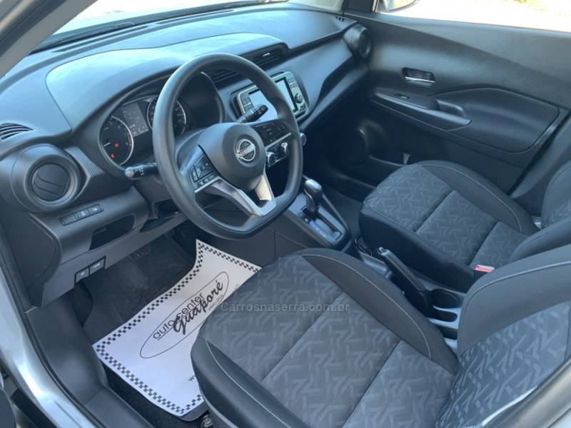NISSAN - KICKS - 2023/2023 - Prata - R$ 102.800,00