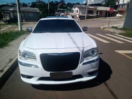 CHRYSLER - 300 C - 2011/2012 - Branca - R$ 129.800,00