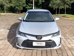 TOYOTA - COROLLA - 2021/2022 - Prata - R$ 126.800,00