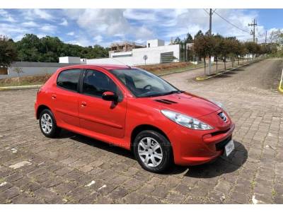 PEUGEOT - 207 - 2013/2014 - Vermelha - R$ 31.800,00