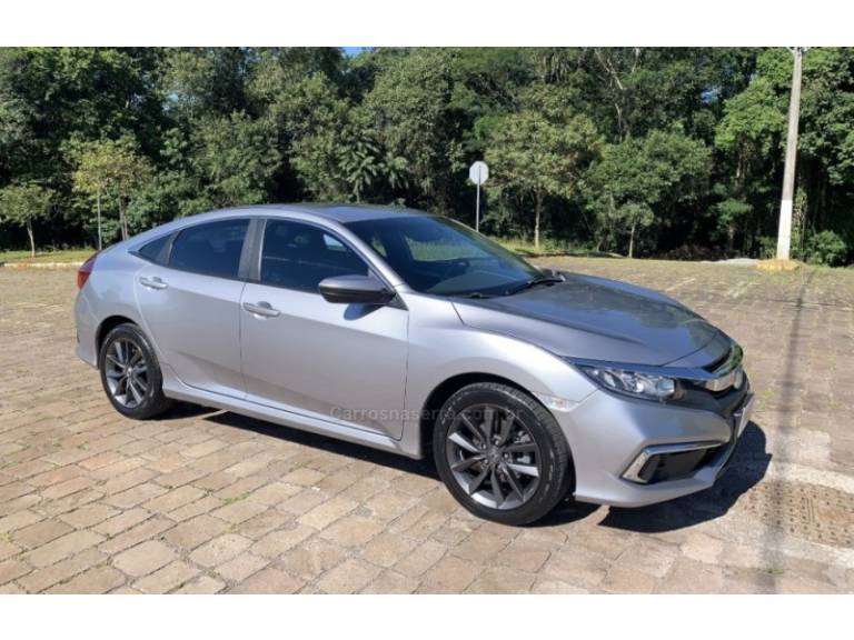 HONDA - CIVIC - 2019/2020 - Prata - R$ 115.800,00