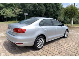 VOLKSWAGEN - JETTA - 2013/2013 - Prata - R$ 69.800,00