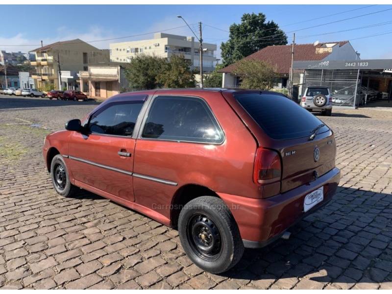 VOLKSWAGEN - GOL - 1997/1998 - Vermelha - R$ 14.800,00