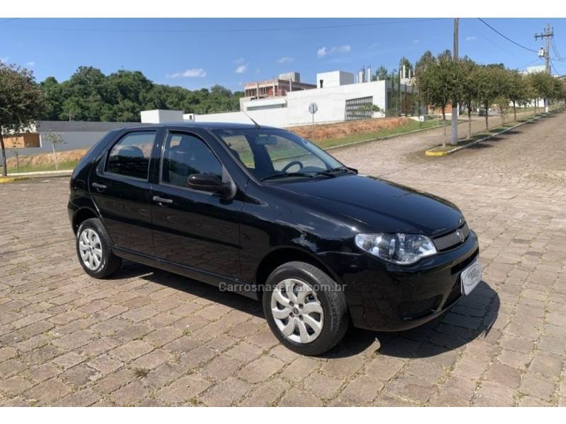 FIAT - PALIO - 2008/2009 - Preta - R$ 25.800,00