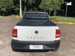 VOLKSWAGEN - SAVEIRO - 2023/2023 - Branca - R$ 71.800,00