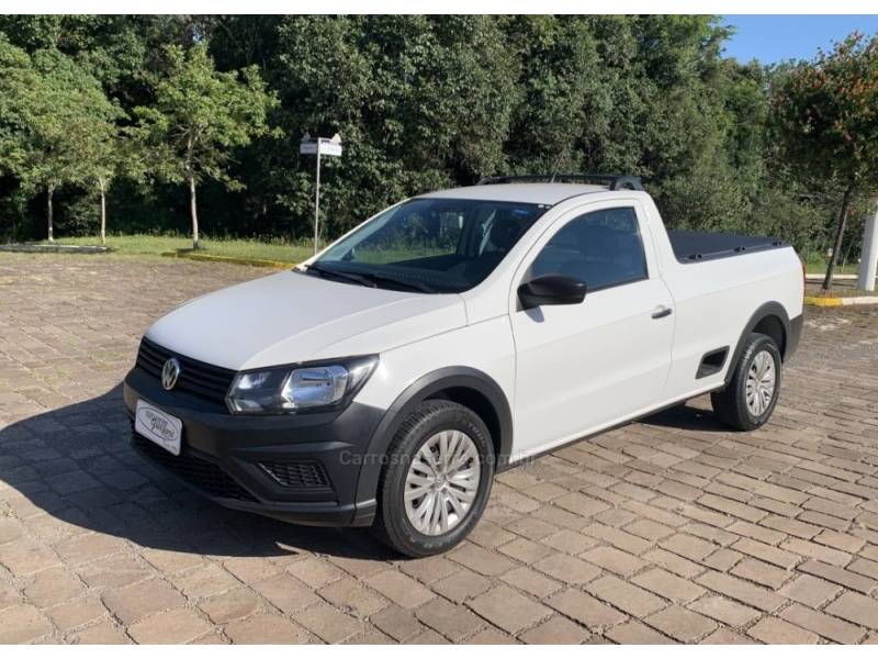 VOLKSWAGEN - SAVEIRO - 2023/2023 - Branca - R$ 71.800,00