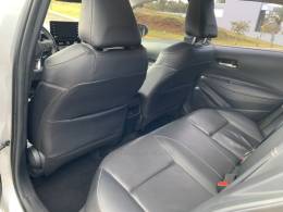 TOYOTA - COROLLA - 2021/2022 - Prata - R$ 126.800,00