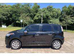 CITROËN - C3 PICASSO - 2013/2014 - Preta - R$ 41.800,00