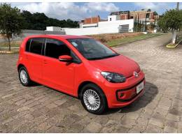 VOLKSWAGEN - UP - 2016/2017 - Vermelha - R$ 59.800,00