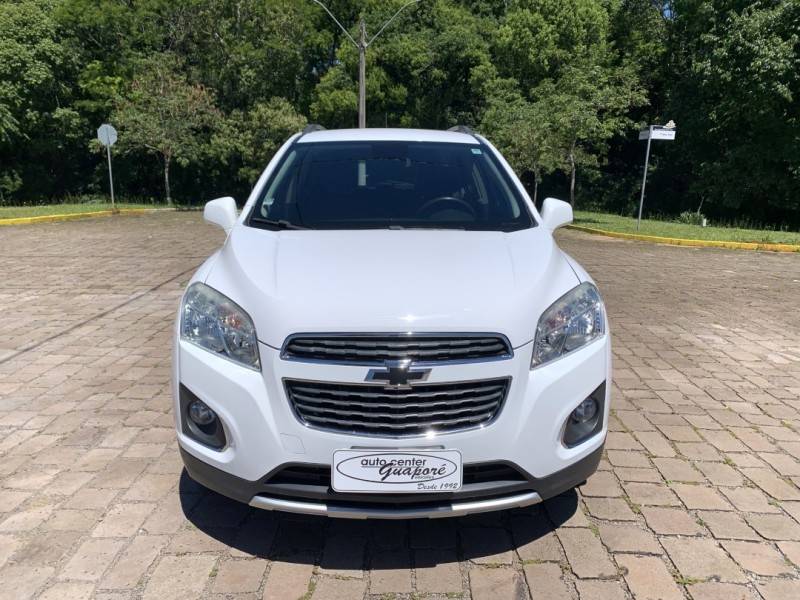 CHEVROLET - TRACKER - 2015/2015 - Branca - R$ 70.800,00