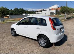 FORD - FIESTA - 2011/2012 - Branca - R$ 28.800,00