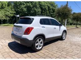 CHEVROLET - TRACKER - 2015/2015 - Branca - R$ 70.800,00