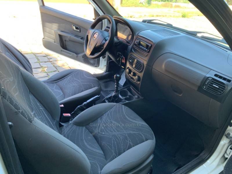 FIAT - STRADA - 2014/2014 - Branca - R$ 45.800,00