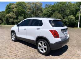 CHEVROLET - TRACKER - 2015/2015 - Branca - R$ 70.800,00