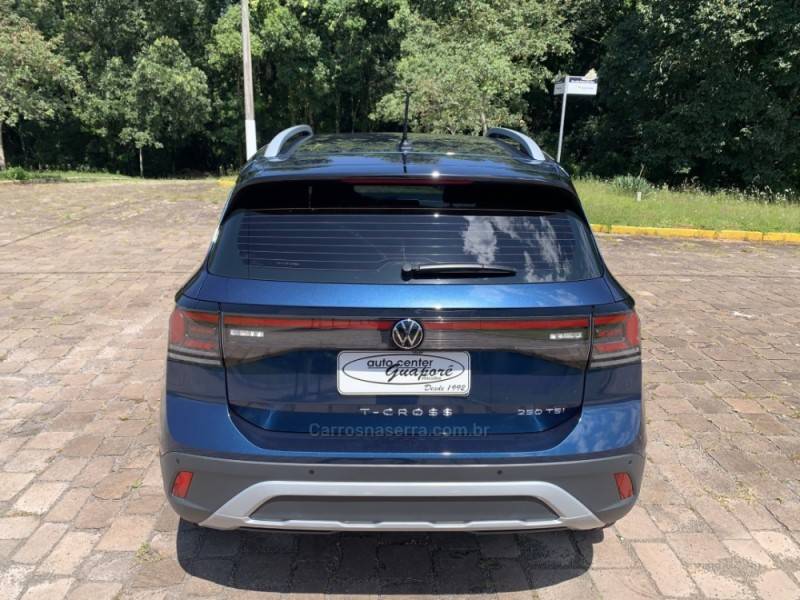 VOLKSWAGEN - T-CROSS - 2024/2025 - Azul - R$ 156.800,00
