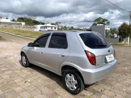 CHEVROLET - CELTA - 2013/2013 - Prata - R$ 37.800,00