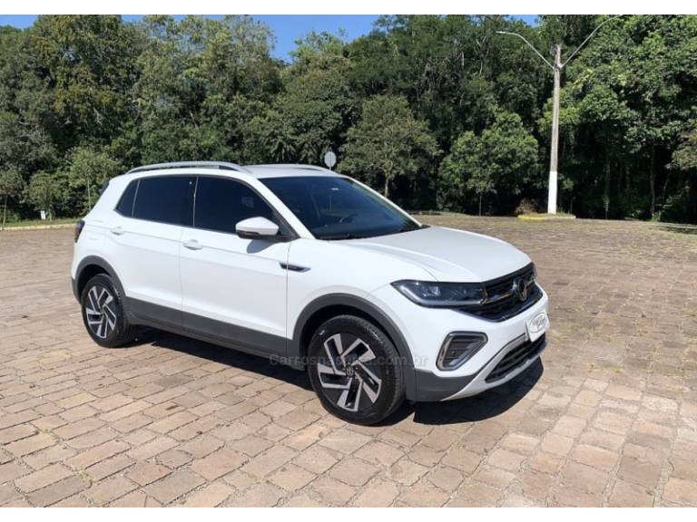 VOLKSWAGEN - T-CROSS - 2024/2025 - Branca - R$ 156.800,00