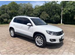 VOLKSWAGEN - TIGUAN - 2014/2014 - Branca - R$ 69.800,00