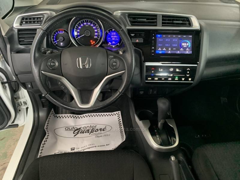 HONDA - FIT - 2019/2020 - Branca - R$ 87.800,00
