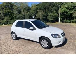 CHEVROLET - CELTA - 2013/2014 - Branca - R$ 36.800,00
