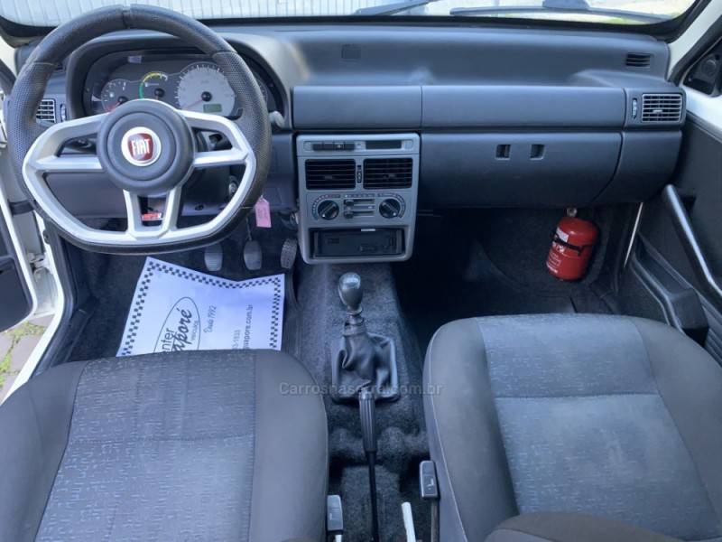 FIAT - UNO - 2010/2011 - Branca - R$ 32.800,00