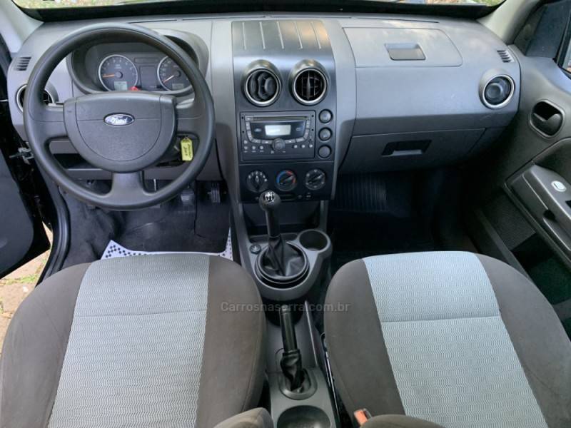 FORD - ECOSPORT - 2006/2007 - Preta - R$ 32.800,00