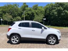 CHEVROLET - TRACKER - 2015/2015 - Branca - R$ 70.800,00