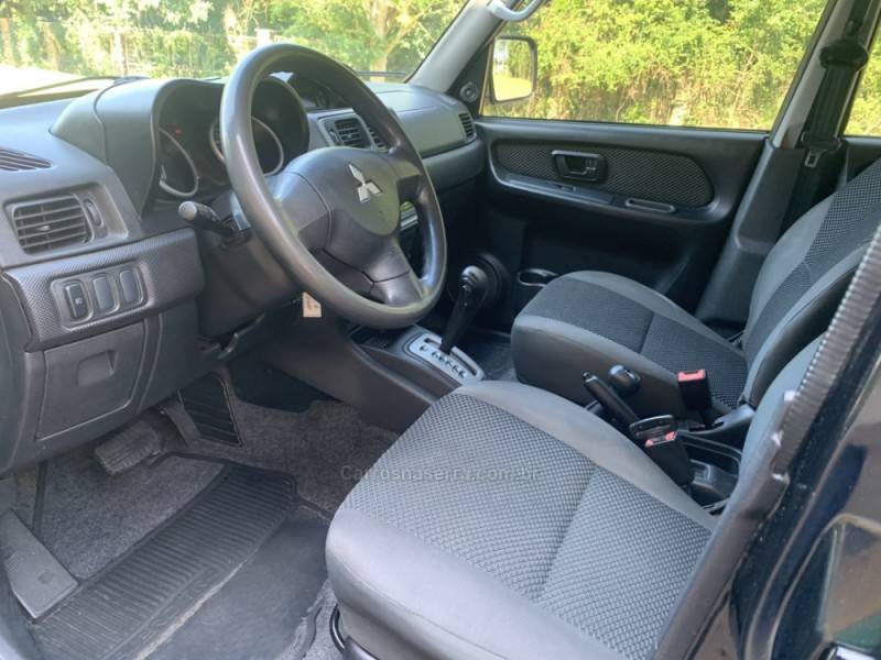 MITSUBISHI - PAJERO TR4 - 2010/2010 - Preta - R$ 61.800,00