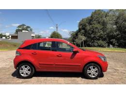 CHEVROLET - AGILE - 2012/2013 - Vermelha - R$ 40.800,00