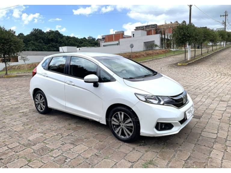 HONDA - FIT - 2019/2020 - Branca - Sob Consulta
