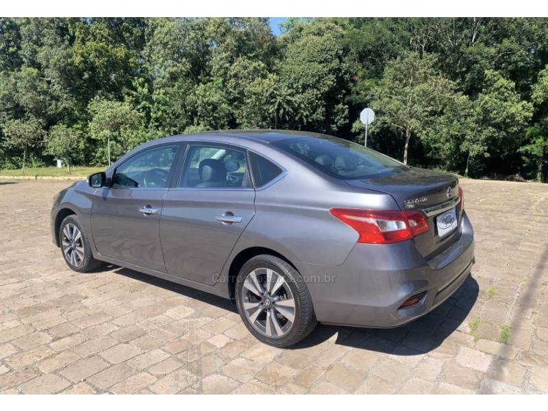 NISSAN - SENTRA - 2018/2018 - Cinza - R$ 69.800,00