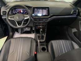 VOLKSWAGEN - T-CROSS - 2024/2025 - Azul - R$ 156.800,00