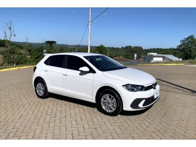 VOLKSWAGEN - POLO - 2023/2023 - Branca - R$ 81.800,00