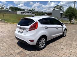 FORD - FIESTA - 2012/2013 - Branca - R$ 39.800,00