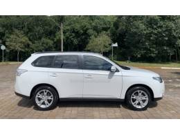 MITSUBISHI - OUTLANDER - 2014/2015 - Branca - R$ 75.800,00
